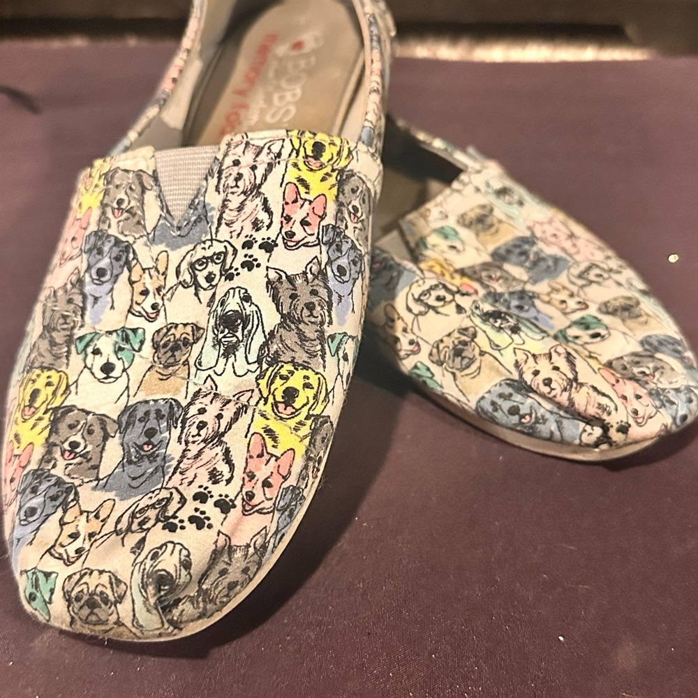 Tom’s slip on shoes